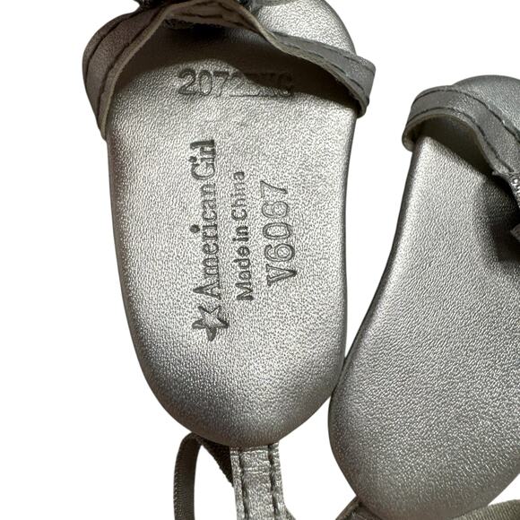 AMERICAN GIRL Silver Ankle Strap Heeled Sandals for 18” Doll Fancy Event Flower - Picture 8 of 8